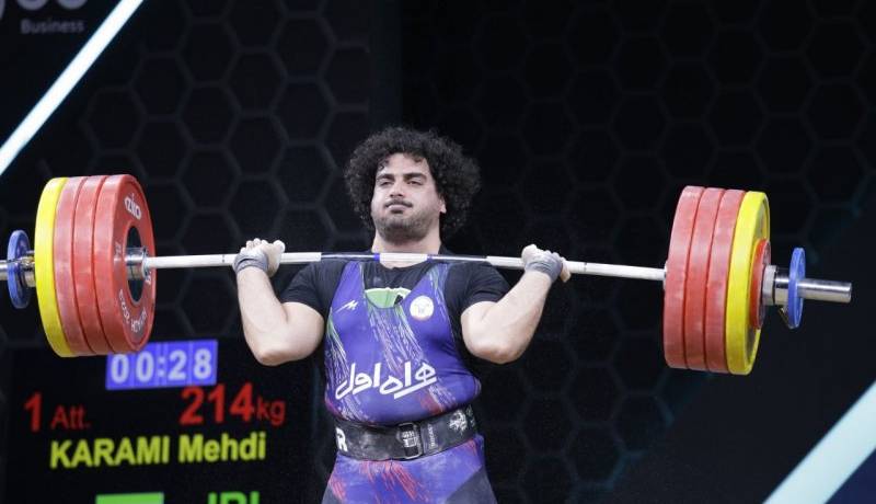ایران و چین در انتظار شروع مسابقات وزنهبرداری