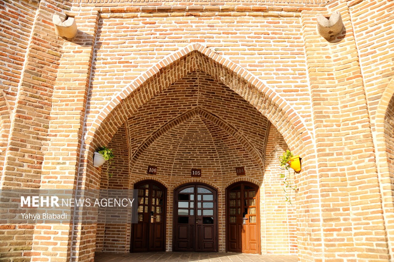 کاروانسرای «بیستون»
