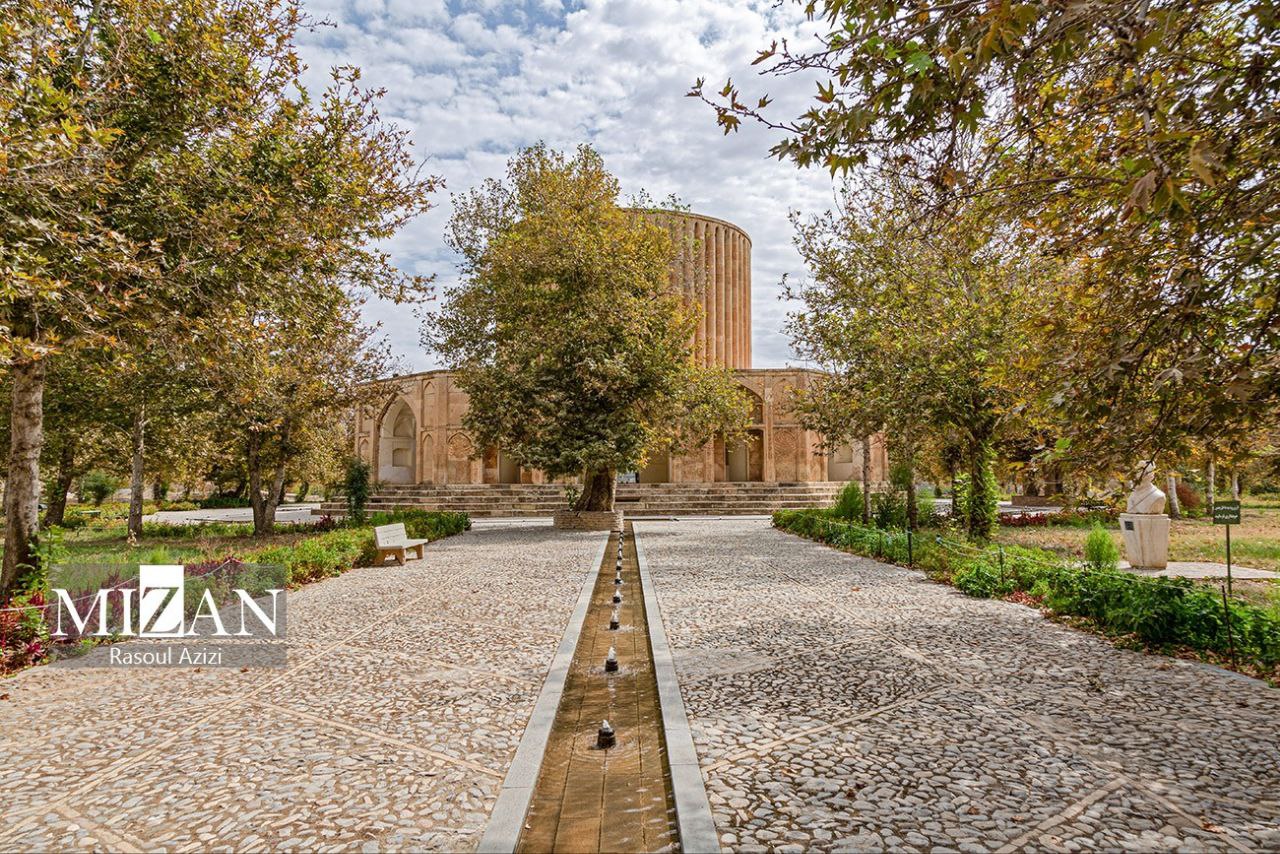 عمارت خورشید در کلات نادری