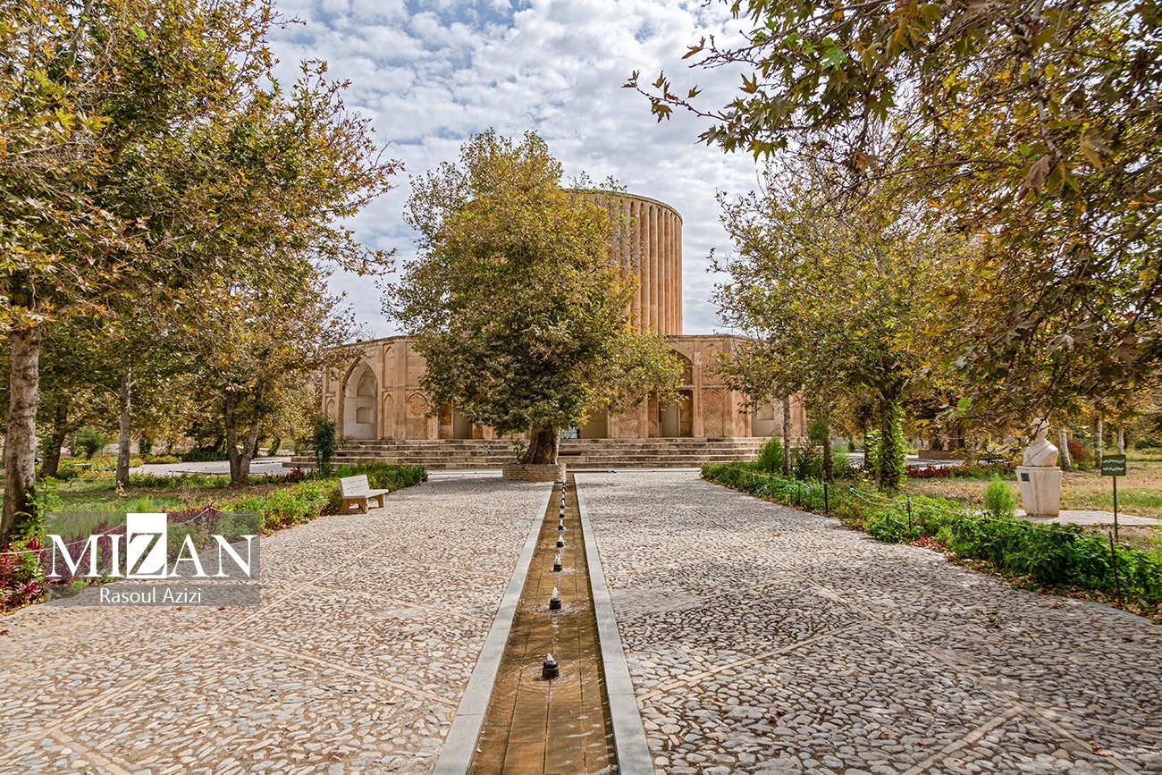 عمارت خورشید در کلات نادری