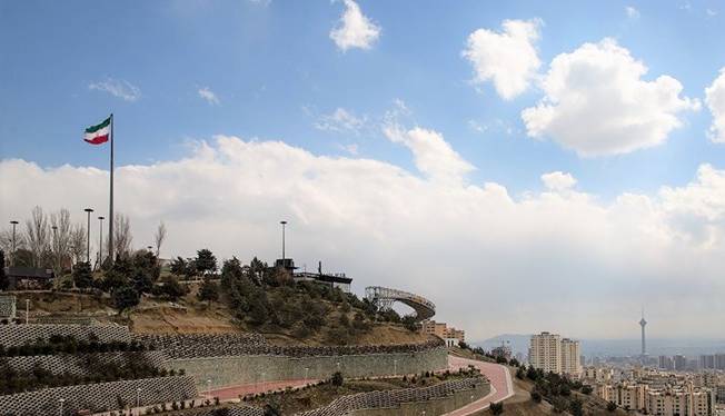 هوای تهران در شرایط قابل قبول  