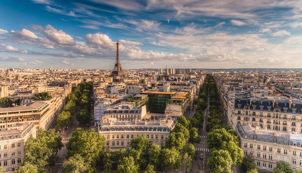 ساس‌ها شهر پاریس را تسخیر کردند