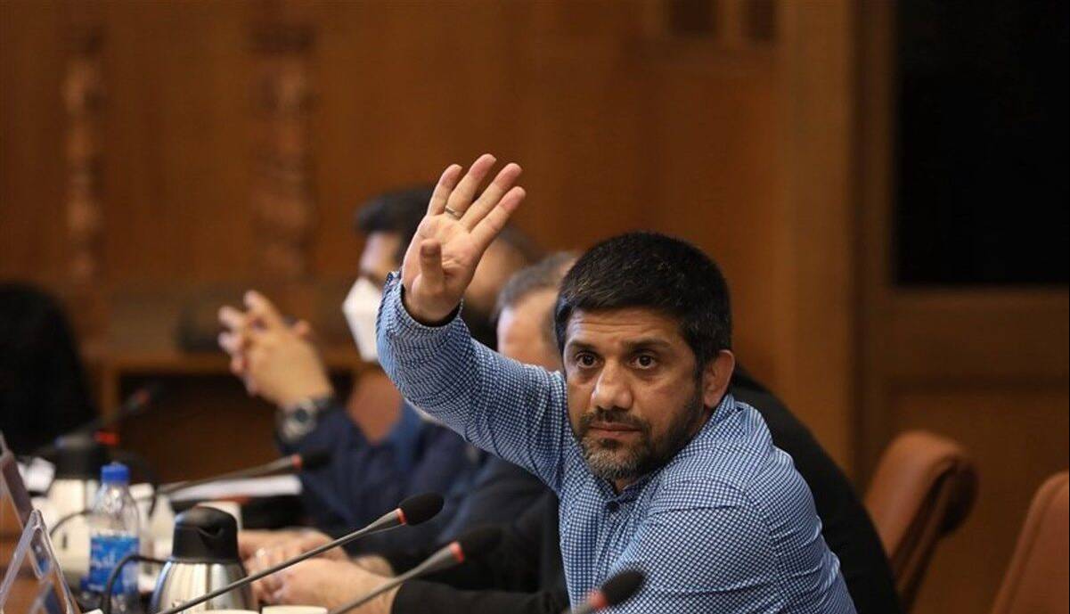 امیرآبادی: دبیر یک پهلوان واقعی است