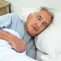 پژوهش جدید درباره تاثیر خواب کافی و منظم در روند پیری