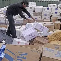 توقیف کامیون حامل ۱۰ تن مکمل‌های ورزشی قاچاق در الیگودرز