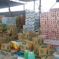 کشف انبار احتکار مواد غذایی در بندرعباس