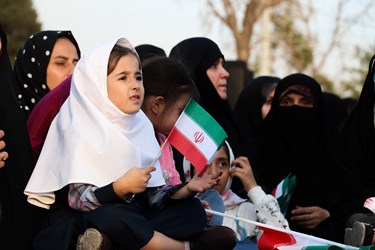 اجرای سرود «سلام فرمانده ۲» با حضور ابوذر روحی در قزوین