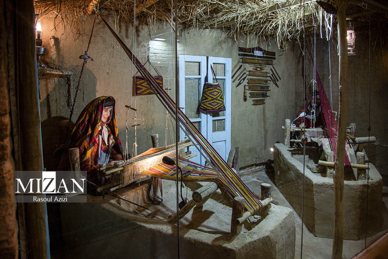 عمارت خورشید در کلات نادری