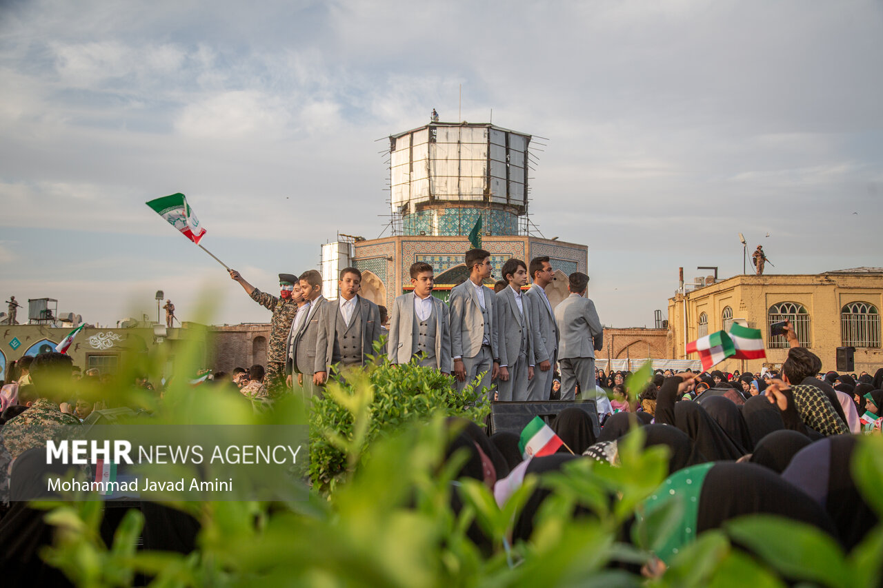اجتماع بزرگ جوانان گام دوم انقلاب