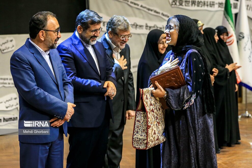 حجاب خبرنگاران خارجی در جشنواره بین المللی خورشید