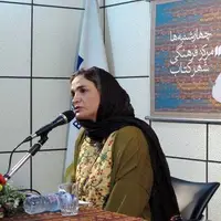اشعار جامی به پختگی اشعار حافظ نیست