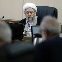 آملی لاریجانی نامه مجمع به رهبری درباره اسناد غیررسمی را تکذیب کرد