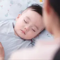 خواب نوزادان چه میزان باید باشد؟ 
