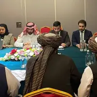 طالبان کاردار عربستان را به دلیل حضور یک زن در جلسه احضار کرد