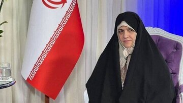 همسر رئیسی: کتابم پاسخ به کتاب همسر اوباما بود