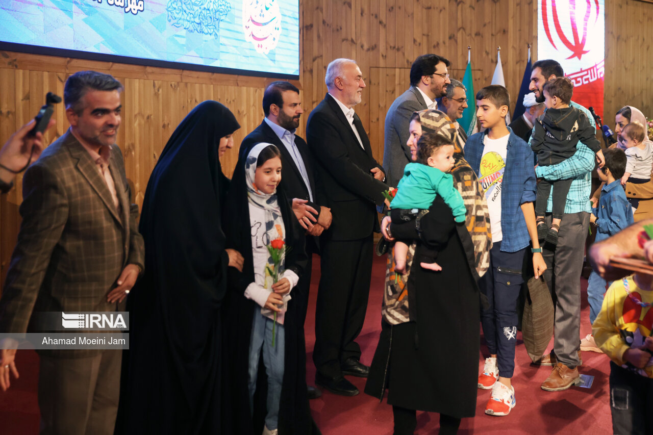 عکس/ طرح حمایت از خانواده؛ واگذاری ۲۵۰۰ قطعه زمین در تهران