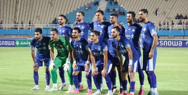 برد استقلال در دیداری تدارکاتی