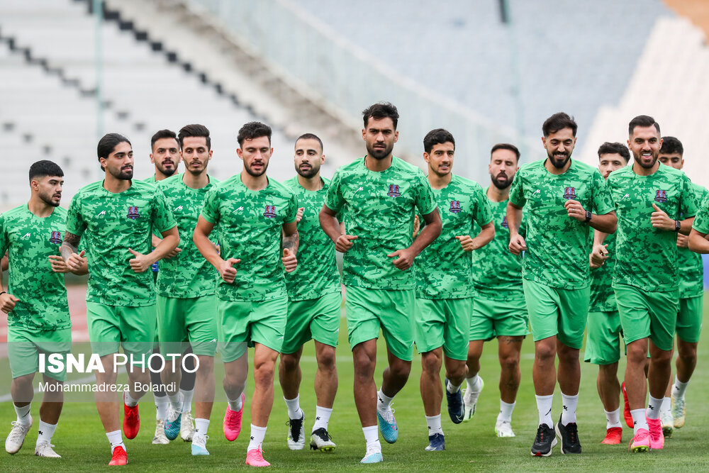 تمرین و نشست خبری تیم نساجی پیش از دیدار با الهلال عربستان