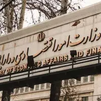 مهلت وزارت اقتصاد برای صدور مجوزهای بر زمین مانده