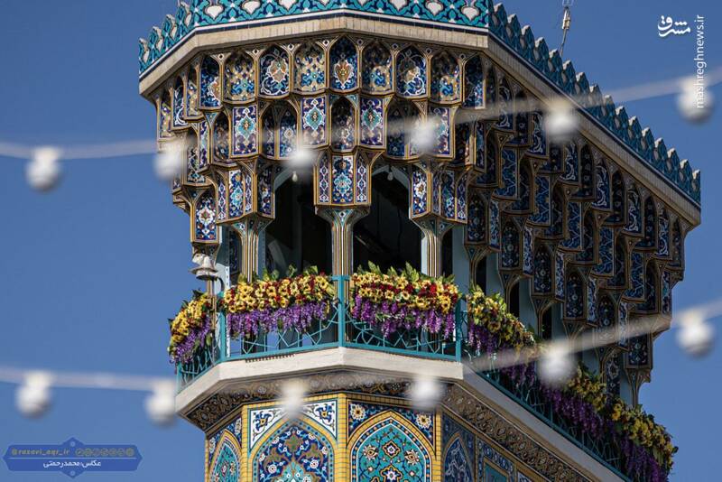 عکس/ گل‌آرایی حرم رضوی در آستانه ۱۷ ربیع‌الاول