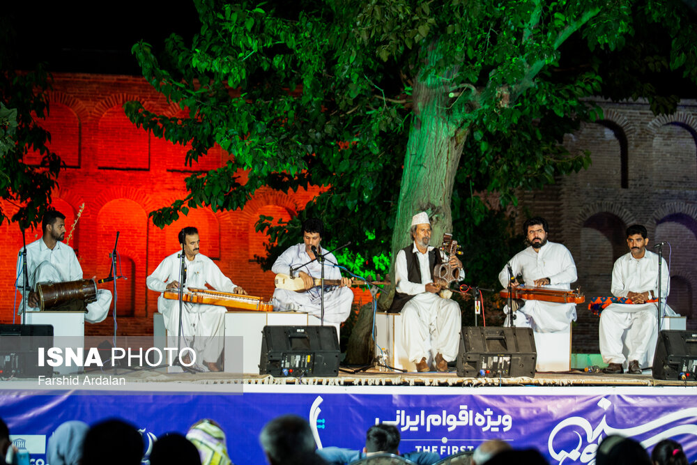نخستین جشنواره موسیقی سنتی ویژه اقوام ایرانی در سنندج