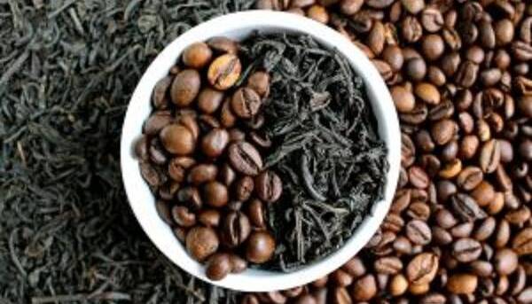 مصرف کافئین چگونه بر چرخه خواب افراد تأثیرگذار است