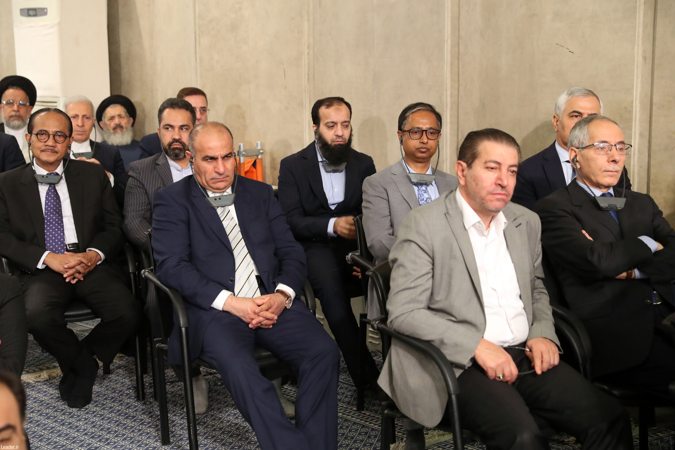 عکس/ مهمانان کنفرانس وحدت اسلامی در دیدار با رهبر انقلاب 