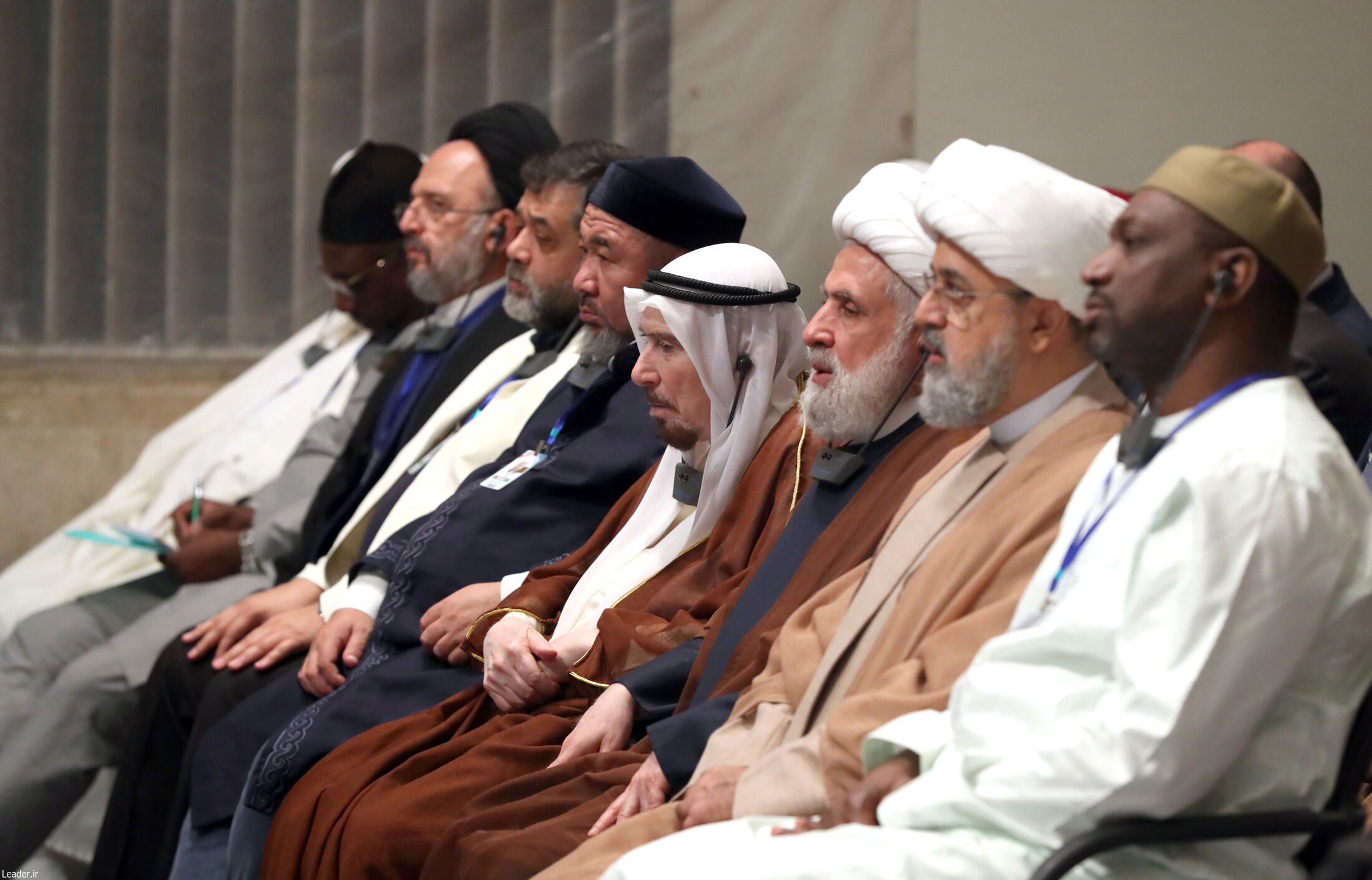 عکس/ مهمانان کنفرانس وحدت اسلامی در دیدار با رهبر انقلاب 