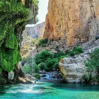 آبشارِ زیبای تنگ براق در استان فارس