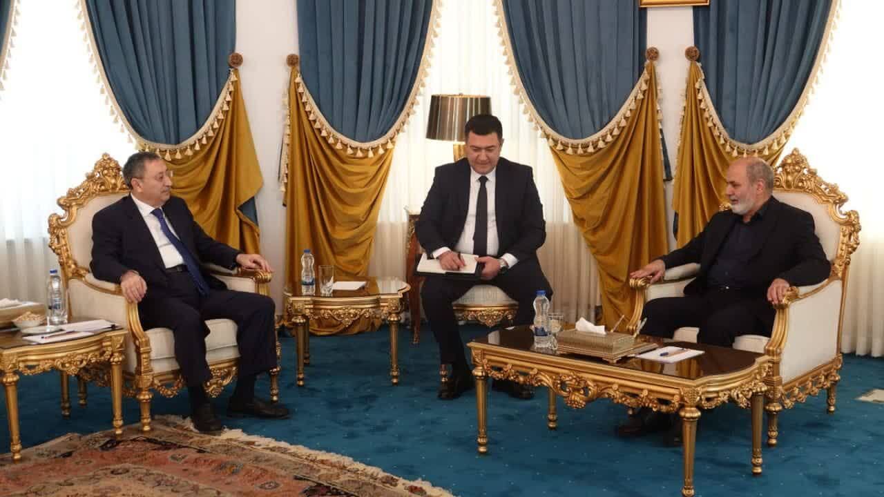 دبیر شورای عالی امنیت ملی در دیدار با دستیار الهام علیاف: ایران با تغییر ژئوپلیتیک منطقه مخالف است