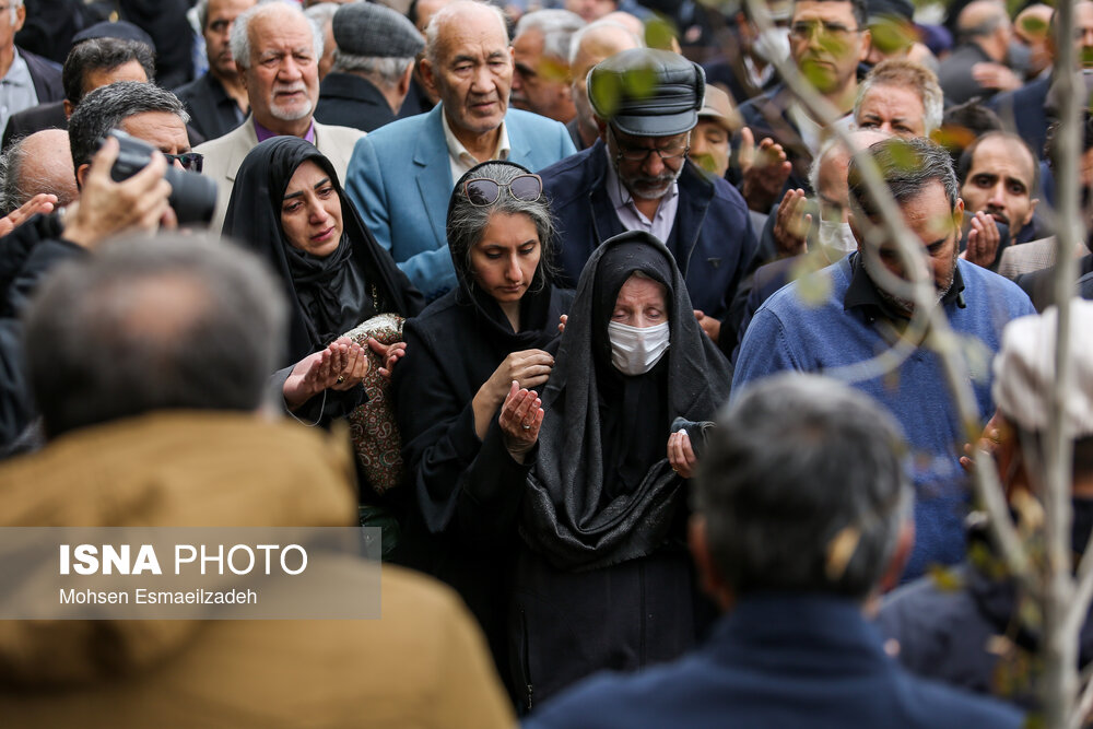 عکس/ مراسم خاکسپاری دکتر محمدرضا راشد محصل در مشهد