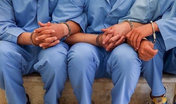دستگیری متهمان ۸۱ فقره سرقت لاستیک خودرو در شهرک غرب مشهد