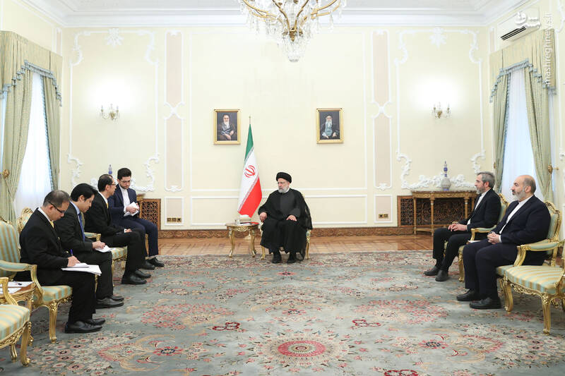 عکس/ تقدیم استوارنامه سفرای جدید به رئیسی