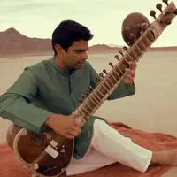 همراه با نوازندگی ساز هندی «سیتار» شوید 