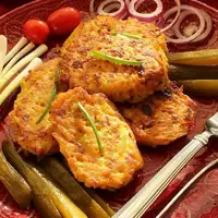 طرز تهیه کوکو سیب زمینی خوشمزه با ژامبون