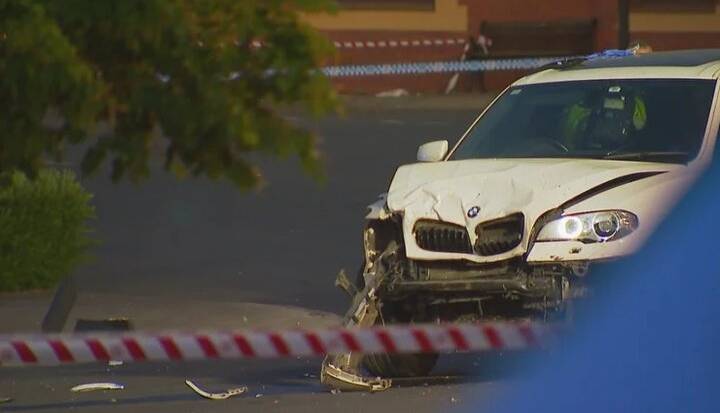 ورود خودرو به میان جمعیت در استرالیا؛ 12 نفر کشته و زخمی شدند