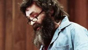 قاتلانی که موتزارت و دیلن گوش می‌دادند