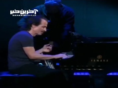 نوازندگی دلنشین یانی به مناسبت سالروز تولدش