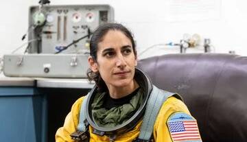 سلام یاسمین مقبلی به تهران از فضا!