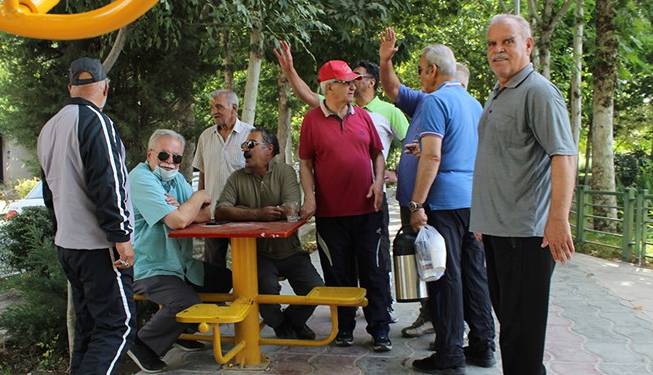 مستمری بازنشستگان ظرف 3 سال باید 90 درصد حقوق متناظر شاغلان شود