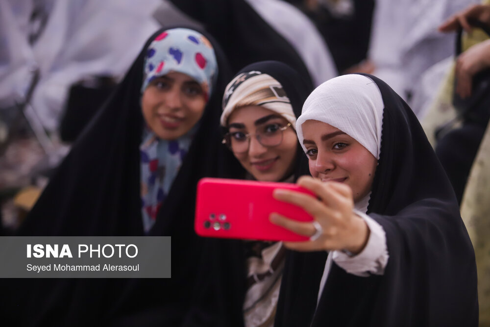 بزرگداشت روز پرستار در حرم مطهر رضوی