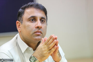 نماینده چابهار: قبلاً تونل نیایش درست میکردند، حالا تونل حجاببان