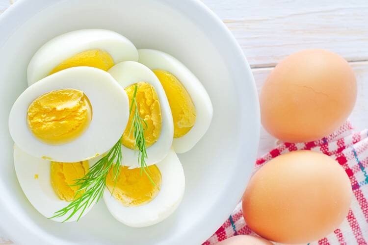 مضرات مصرف زیاد تخم مرغ