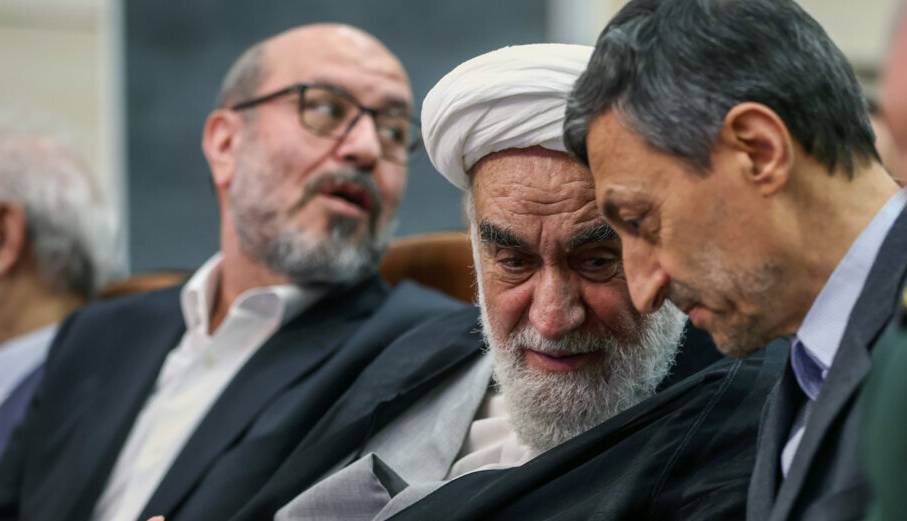 حسین دهقان، نظامی  اجرایی؛ پرویز فتاح، مدیر بنیادی و ستادی