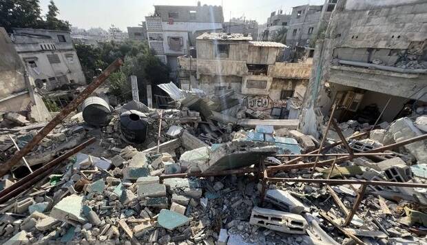 نیویورک تایمز: اسرائیل بمب‌های یک تُنی بر سر مردم غزه ریخته است