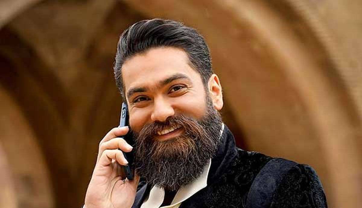 عکسی از علی زندوکیلی و زنده‌یاد بیتا فرهی