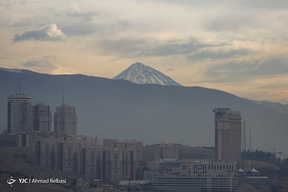 عکس/ وضعیت قرمز هوای تهران