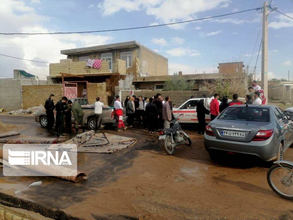 امدادرسانی به آسیبدیدگان سیل و آبگرفتگی در زاهدان ادامه دارد