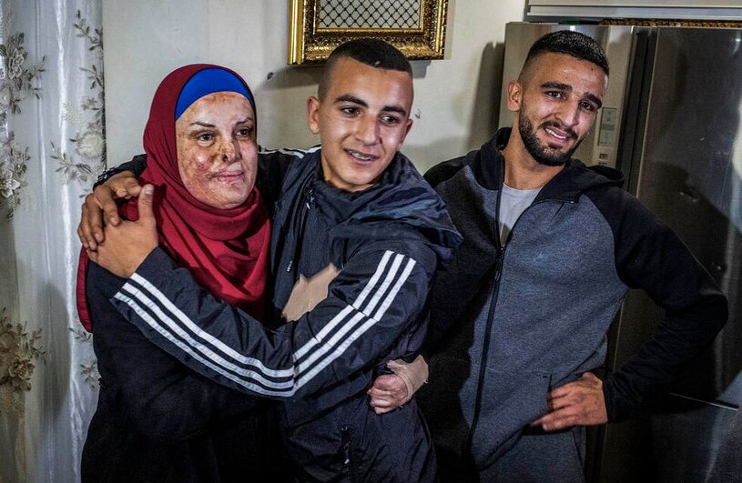 یکی از اسرای فلسطینی آزاده شده از زندان های اسراییل 