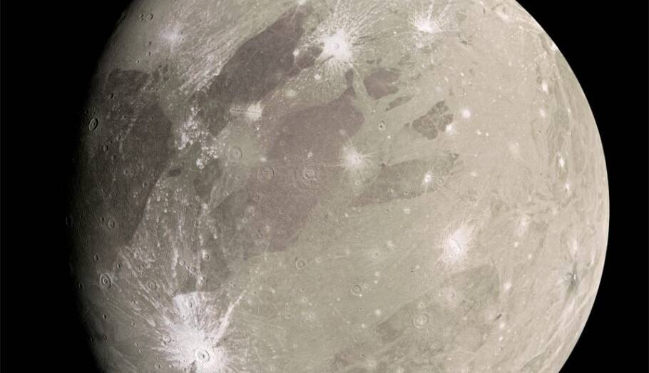 تصویر روز ناسا؛ گانیمد از نگاه جونو